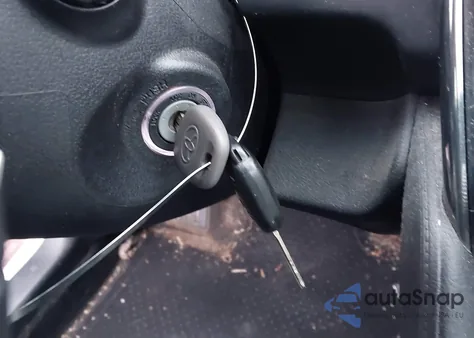 2014 Toyota Camry Se z USA, uszkodzony, nr VIN 4T1BF1FK8EU757553